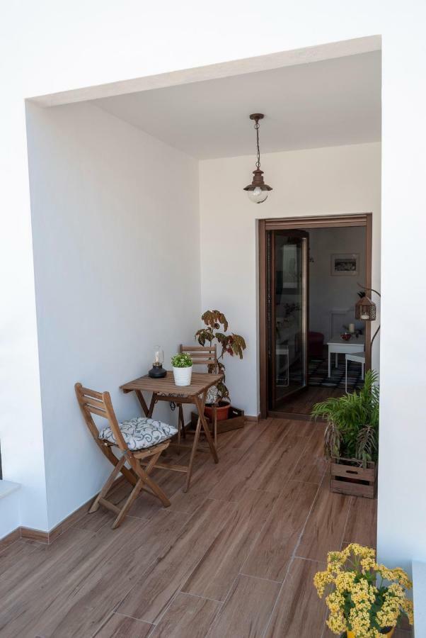 Apartamentos Cantarería, Rosa Mosqueta Setenil De Las Bodegas Exterior foto